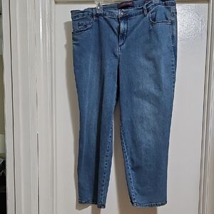Gloria Vanderbilt Amanda Jeans